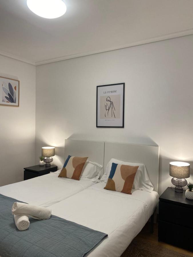 Apartamento Amplio Y Central A Pie De Playa La Concha San Sebastián Kültér fotó