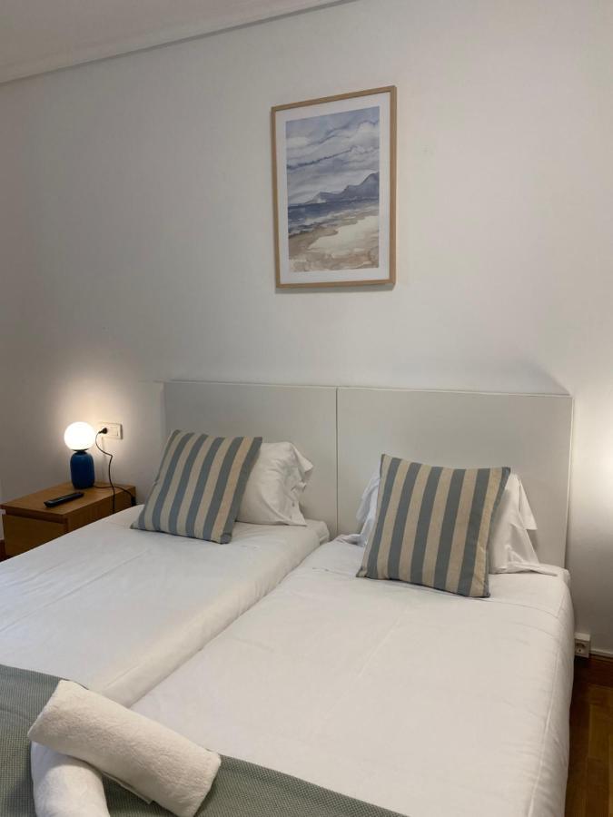 Apartamento Amplio Y Central A Pie De Playa La Concha San Sebastián Kültér fotó