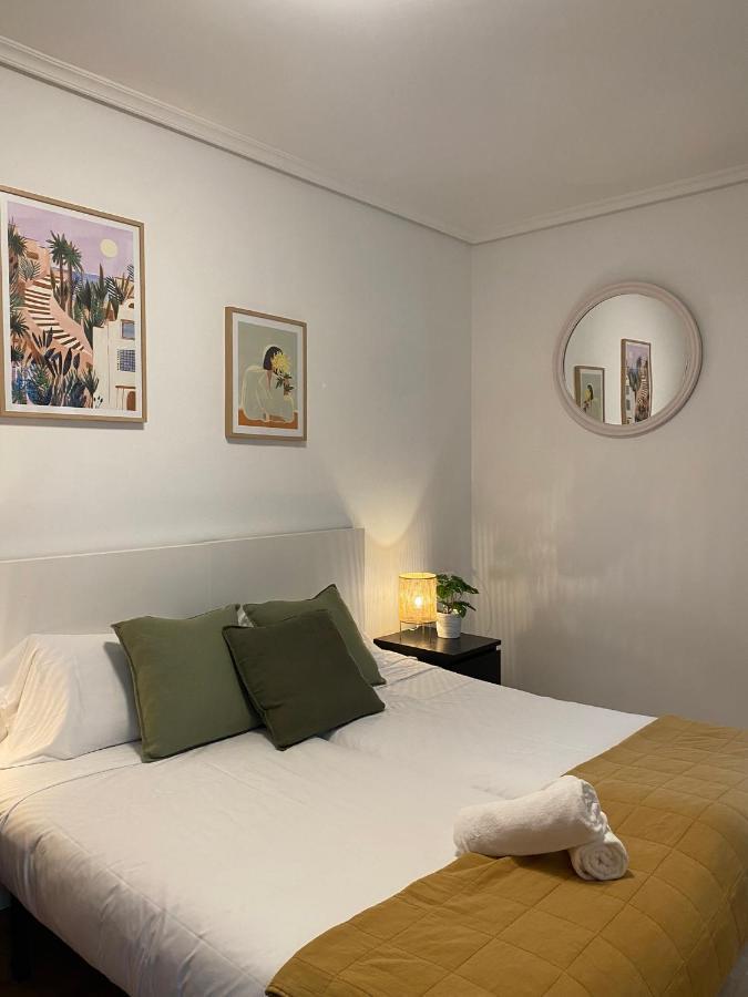 Apartamento Amplio Y Central A Pie De Playa La Concha San Sebastián Kültér fotó